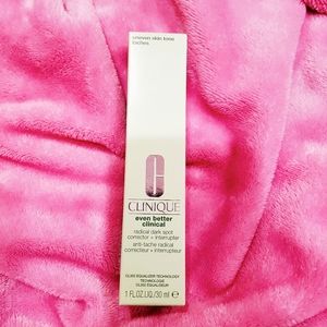 Even Better Clinical Radical Dark Spot Corrector + Interrupter Serum, 1-oz